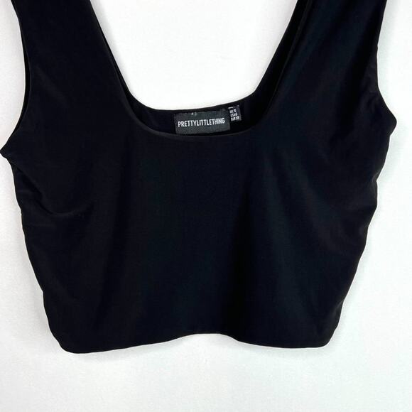PrettyLittleThing Black Thick Strap Micro Crop Top 6/M - Picture 2 of 6
